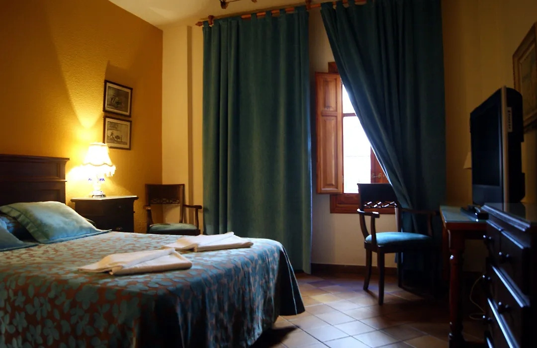 Hotel Almona-1