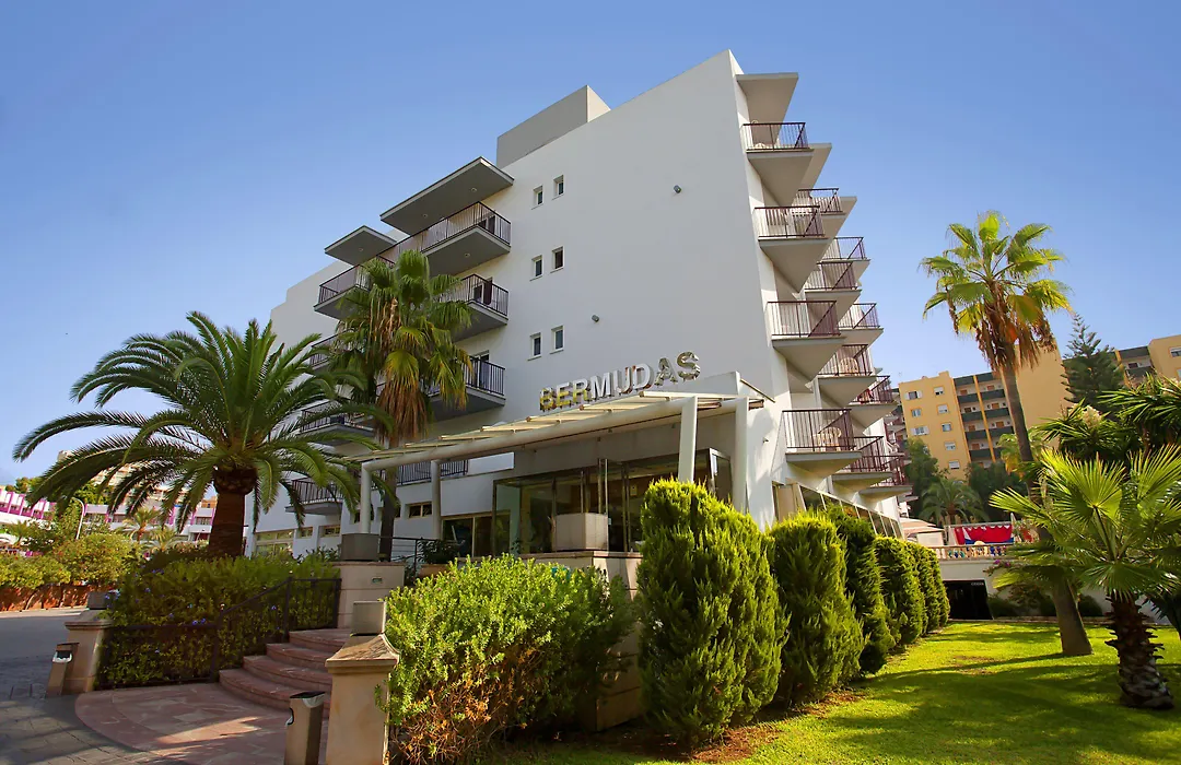Fergus Bermudas-1