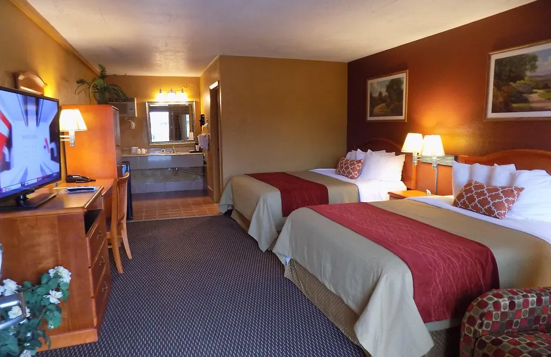 Virginia Inn-1