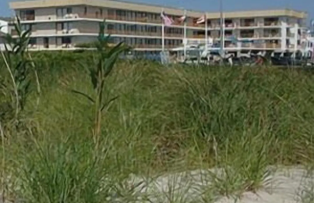 Roman Holiday Resort-1