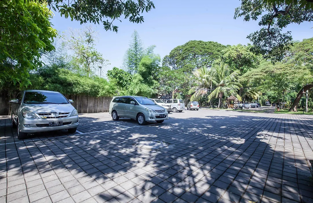 Beach Front Hotel Sanur-1