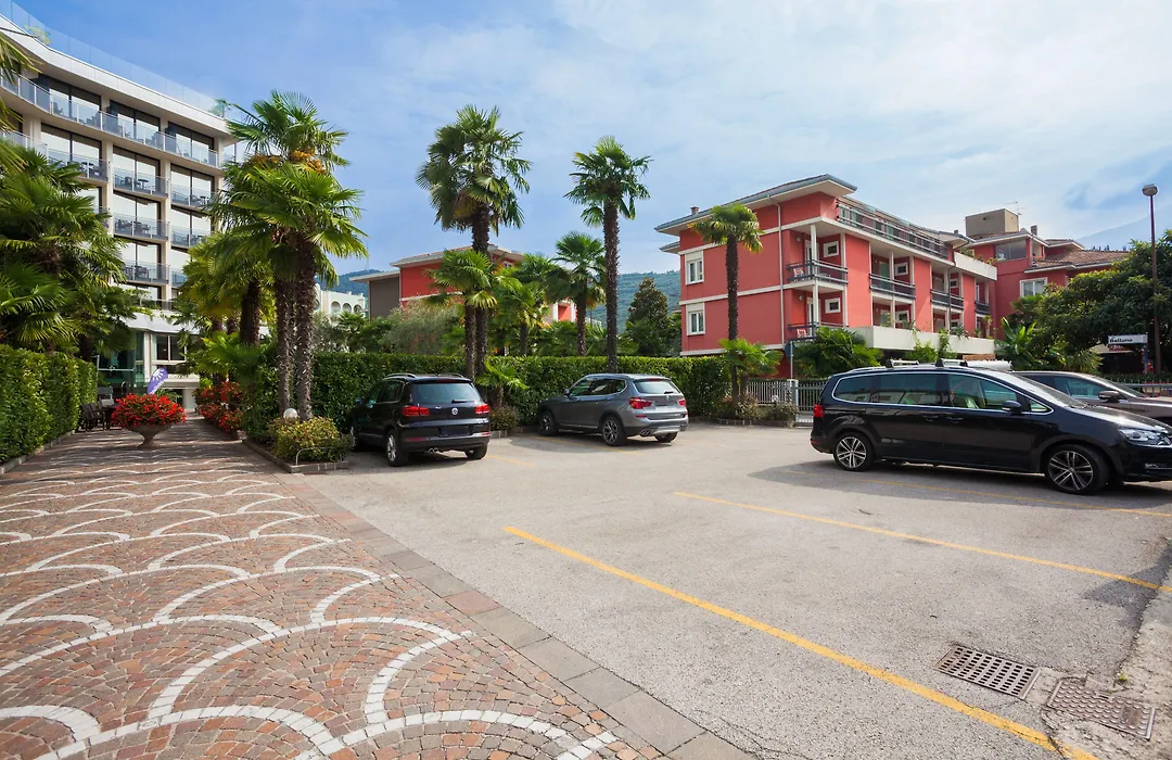 Garda Suite Hotel - Tonelli Hotels-1