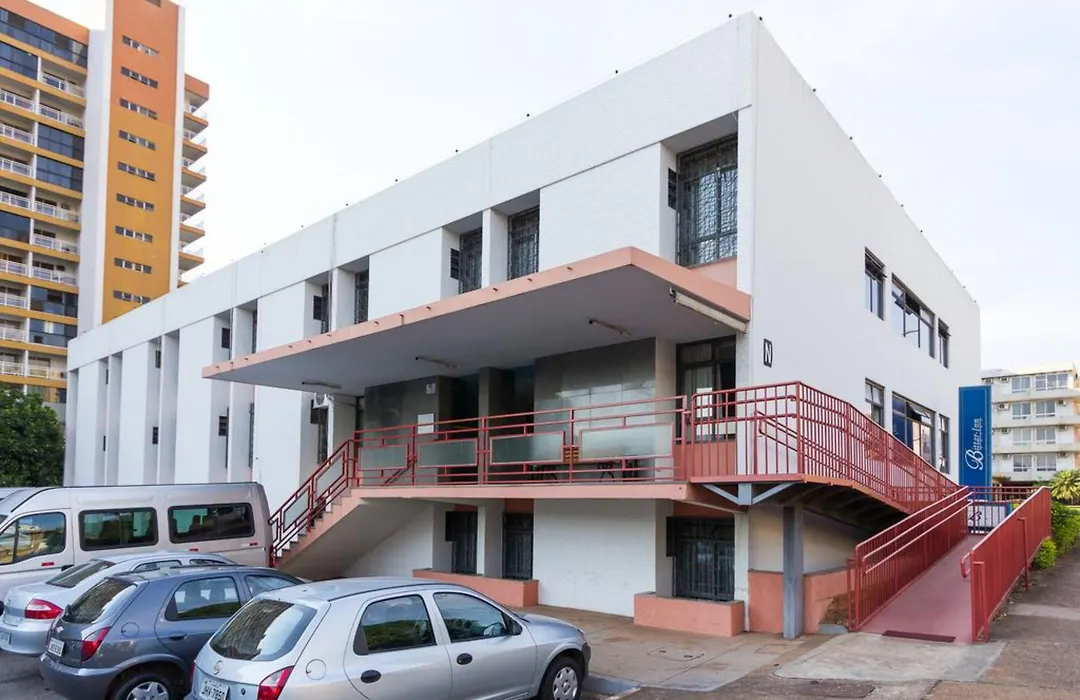 Bittar Inn-1
