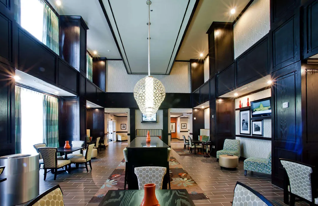 Hampton Inn & Suites Denison-1