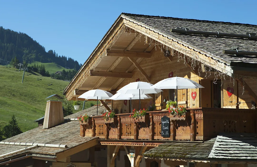 Chalet-Hôtel Les Cimes-1