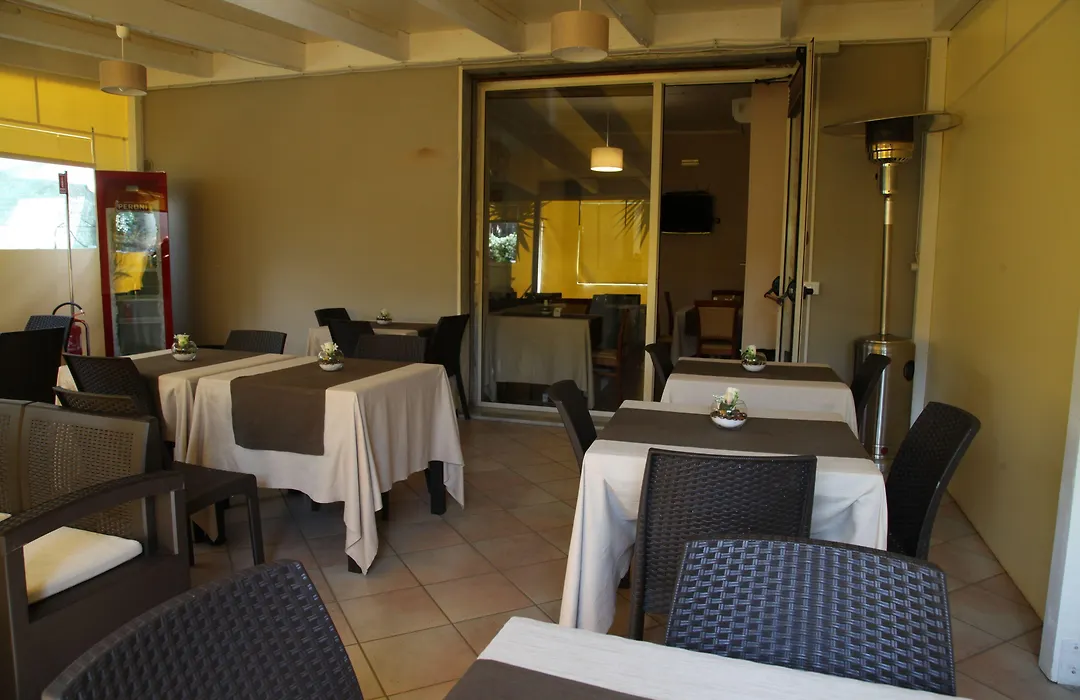 Hotel Sogni D'Oro Airport-1