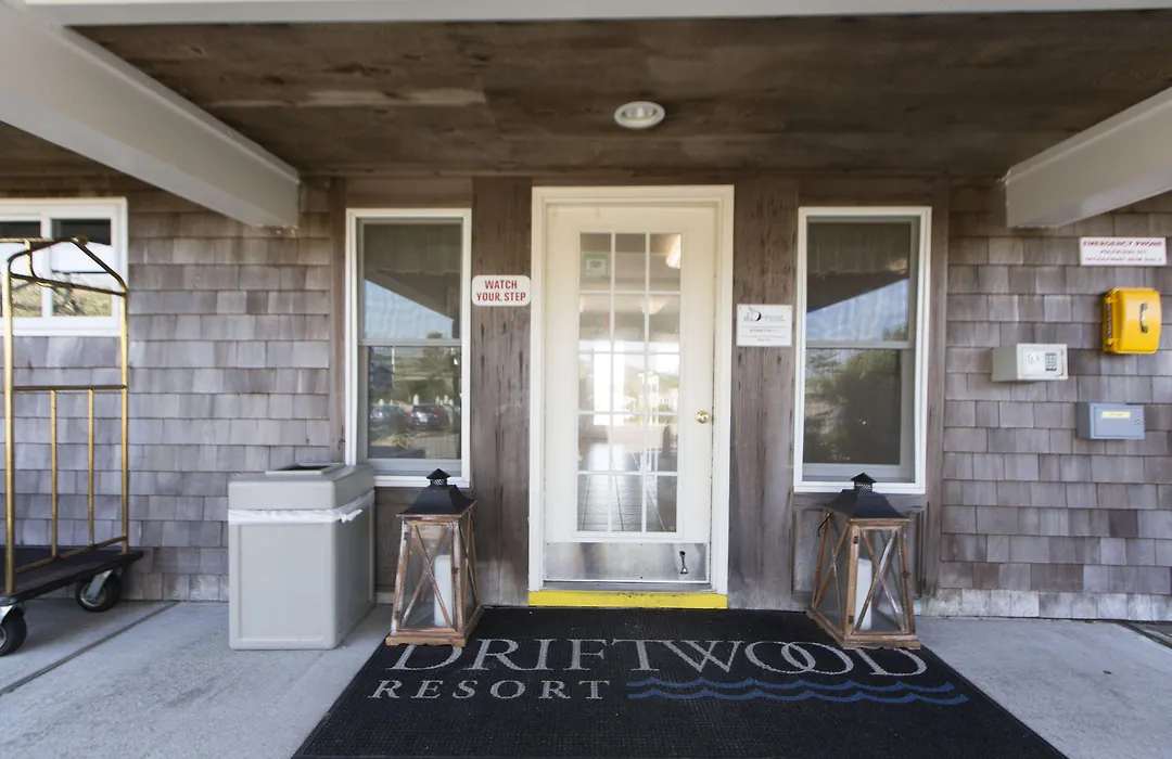 Driftwood Resort On The Ocean-1