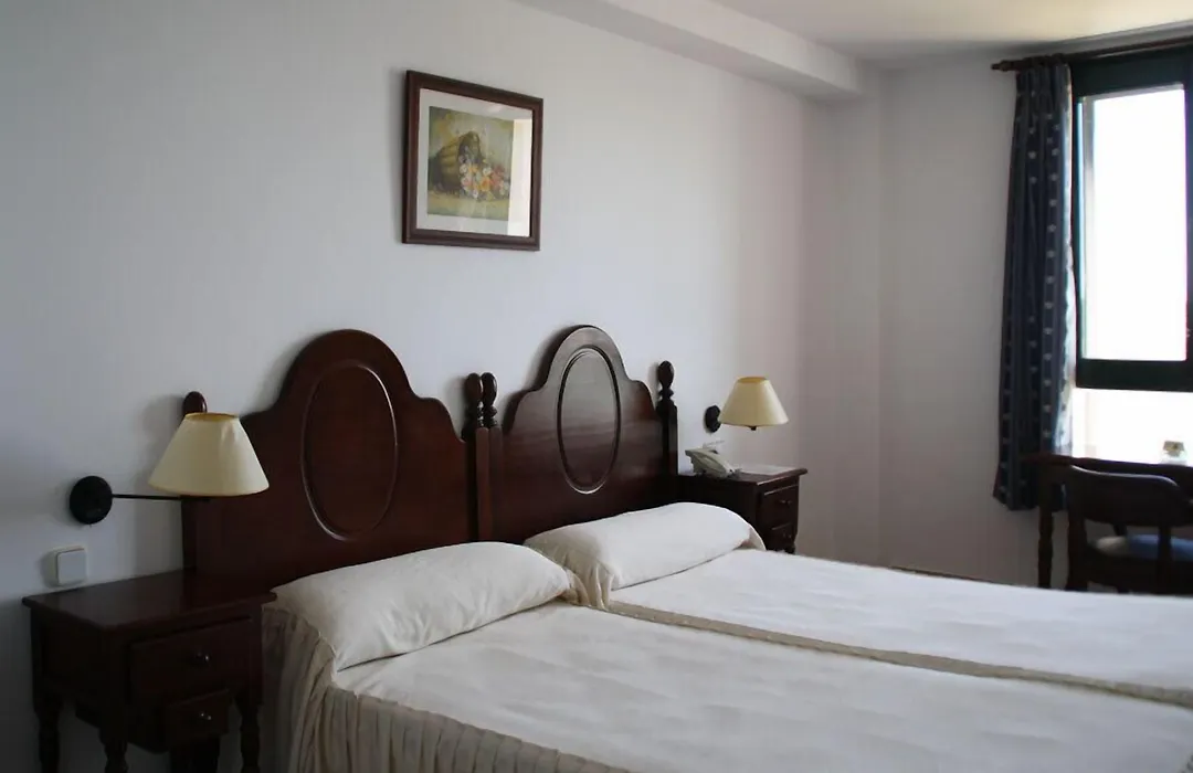 TUGASA Hotel Arco de la Villa-1