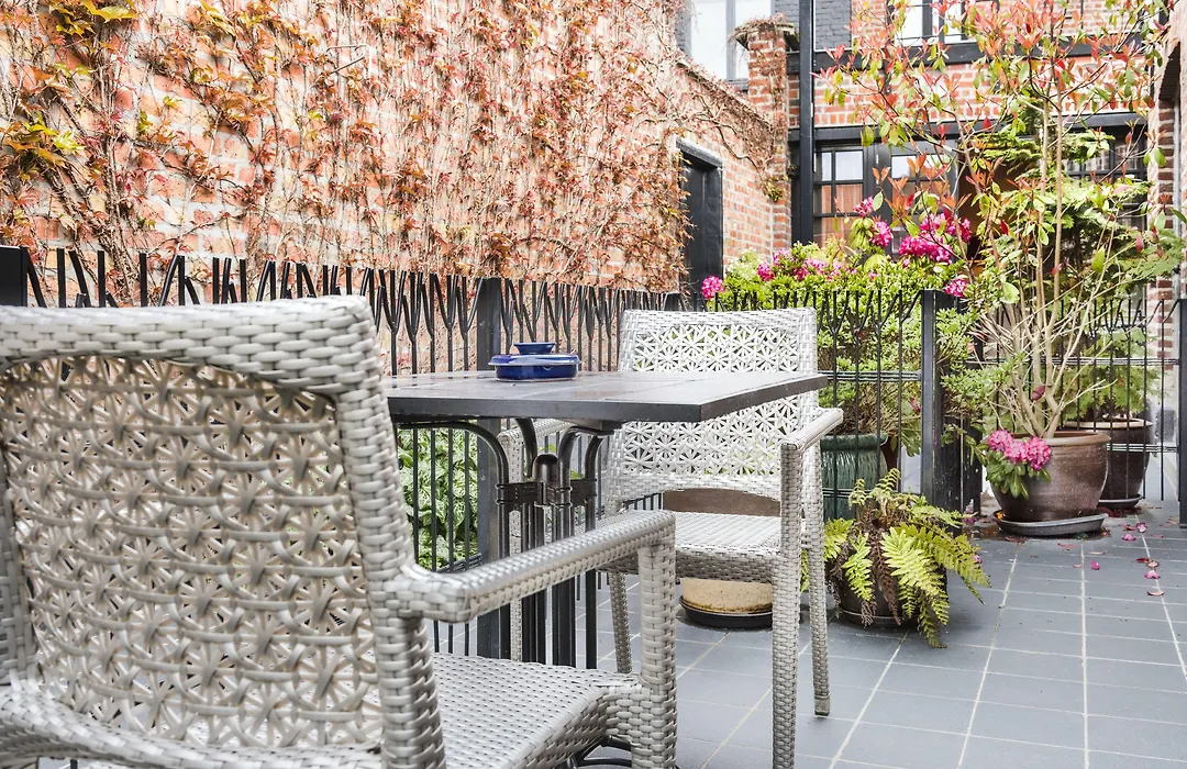 Main Street Hotel-1