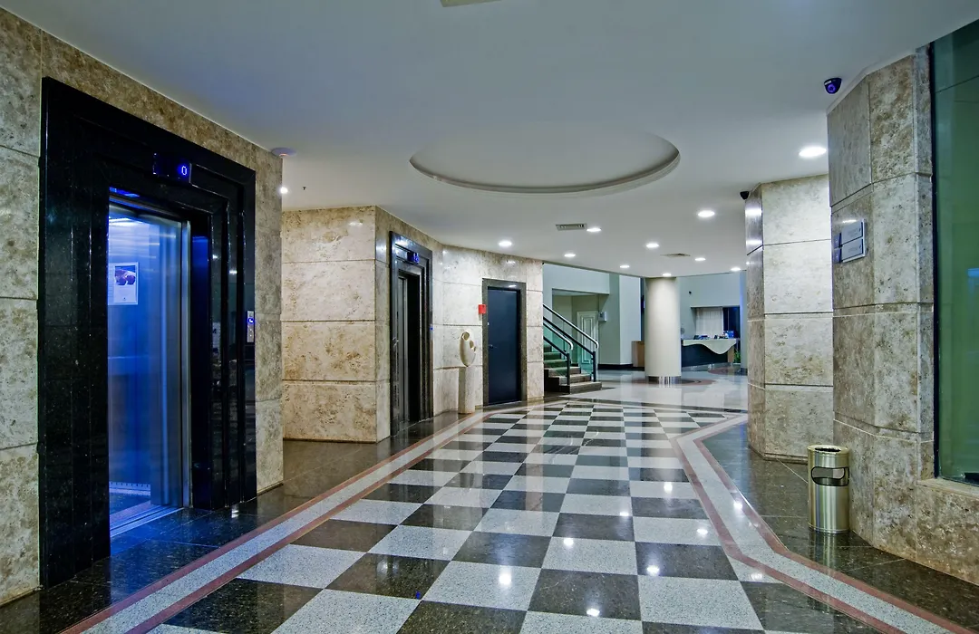 Wyndham Golden Foz Suítes-1