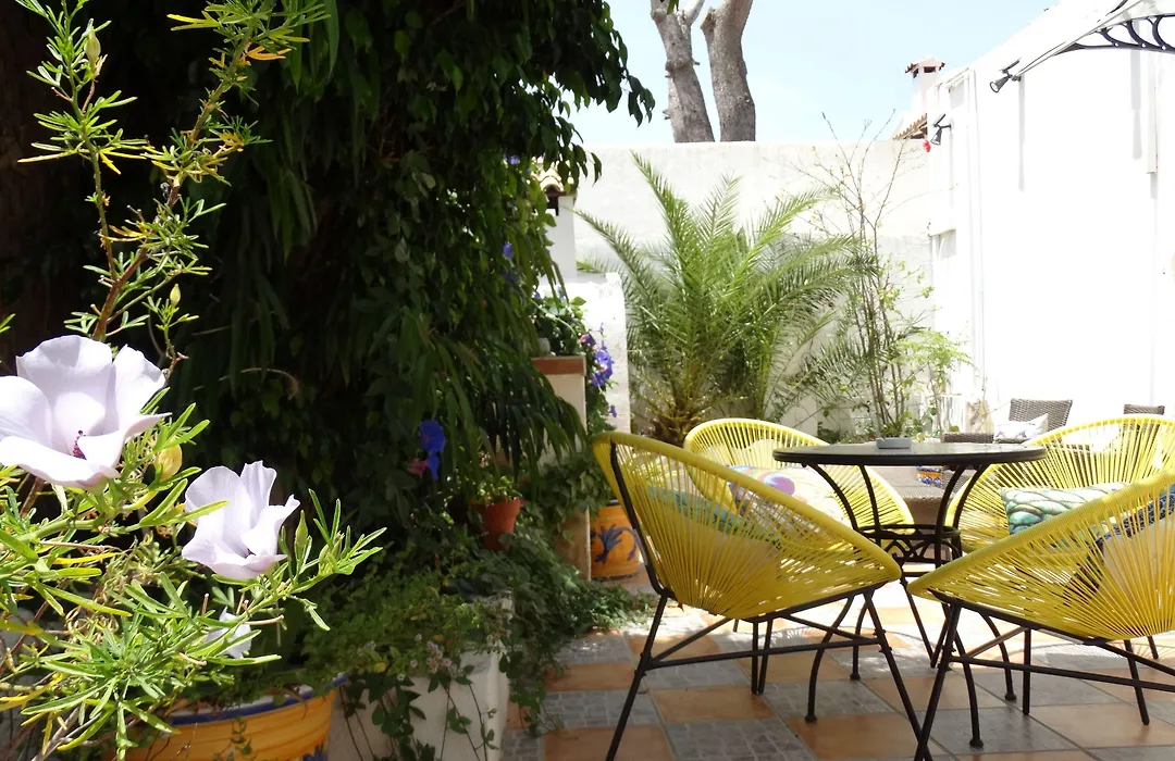 Hostal Residencial La Paloma-1