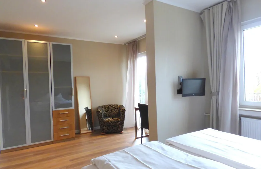 Hotel Akazienhof-1