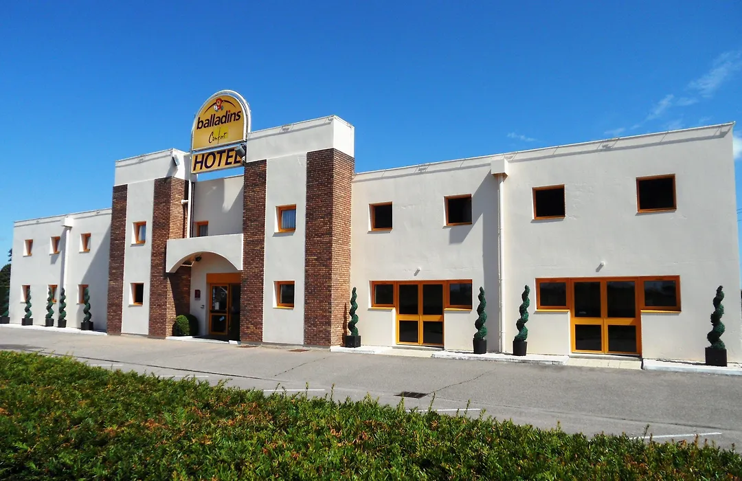 Hotel The Originals Access, Bourges Nord Saint-Doulchard-1