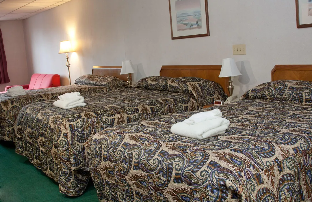 Anchorage Inn Burlington-1
