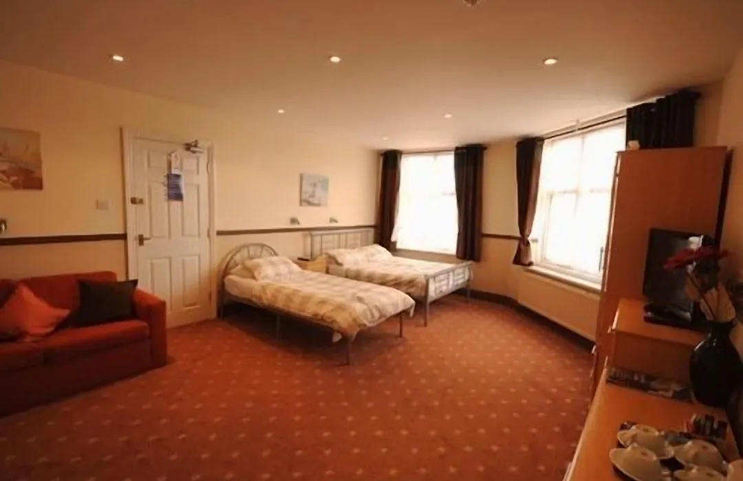 Hussar Inn-1