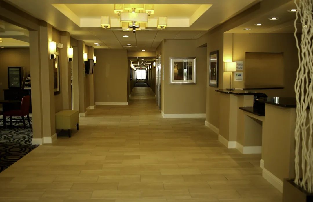 Holiday Inn Express & Suites Marion Northeast By Ihg-1