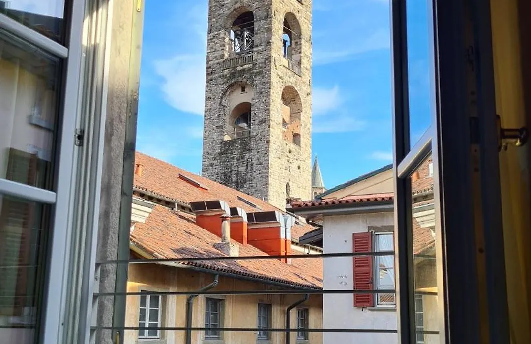 Hotel Piazza Vecchia-1