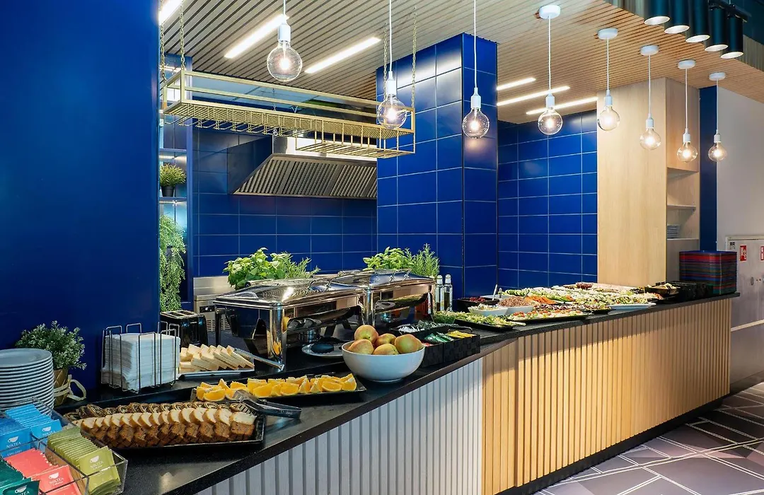 B&B Hotel Warszawa-Okecie-1