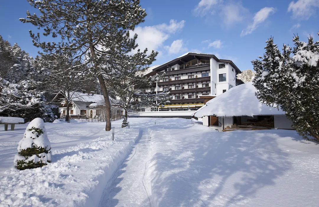 Hotel Achentalerhof-1