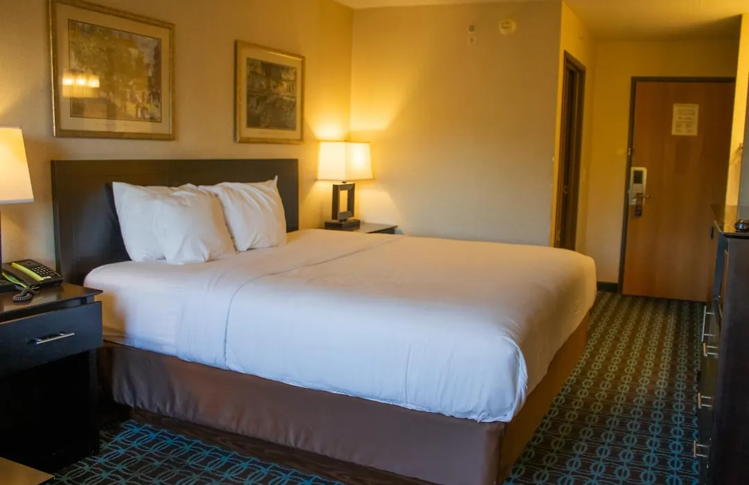 Baymont By Wyndham Howell/Brighton-1