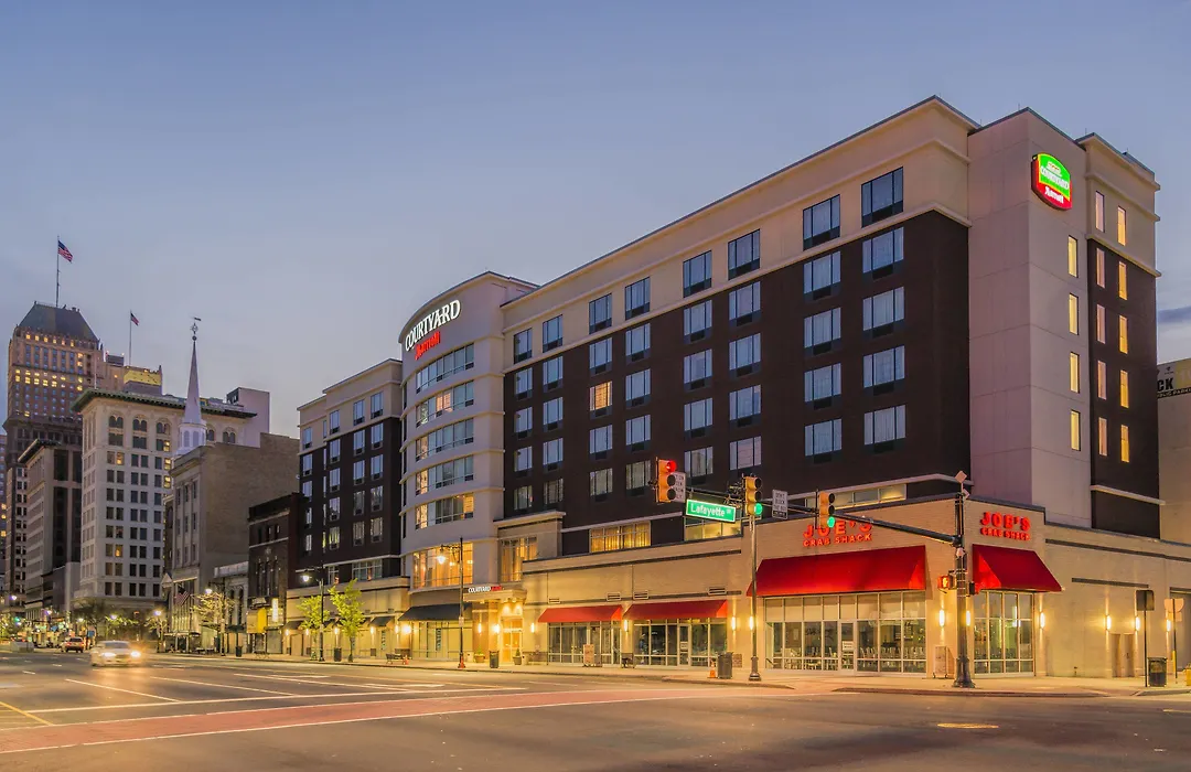 Courtyard By Marriott Newark Downtown-1