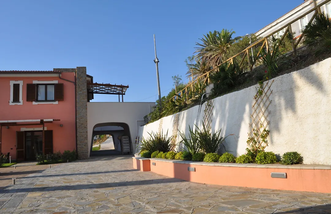 Residence Tre Palme-1