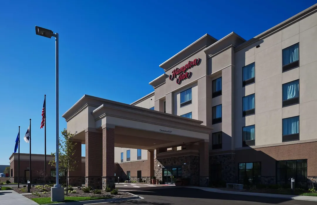 Hampton Inn Beloit-1