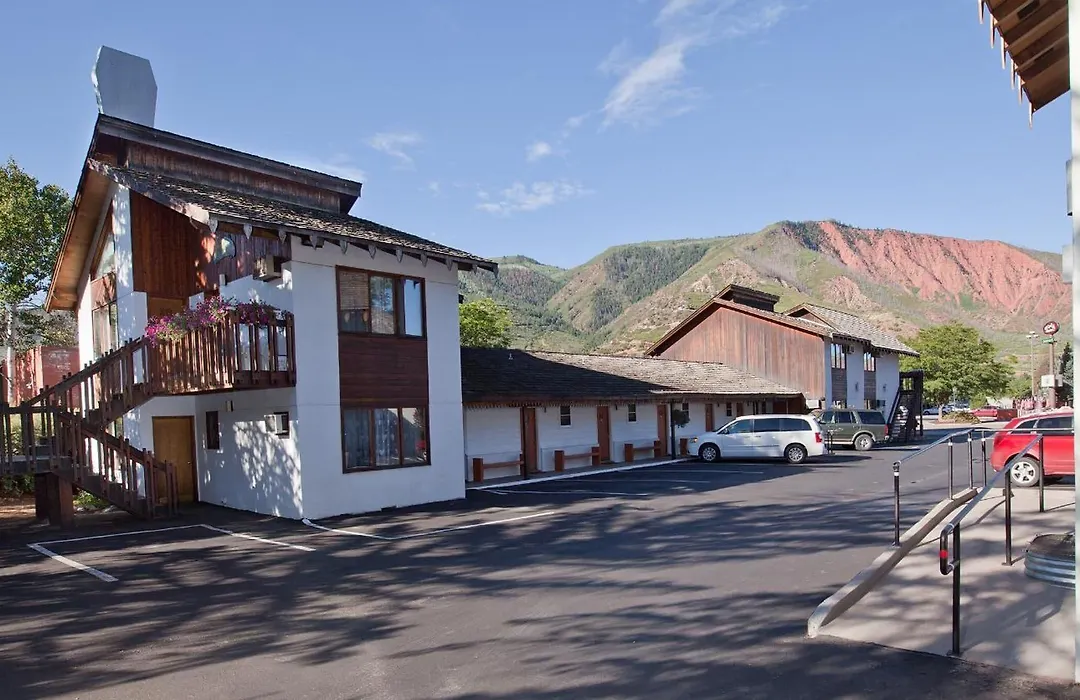 Starlight Lodge-1