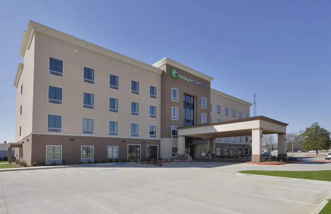 Holiday Inn Express & Suites Forrest City By Ihg-1