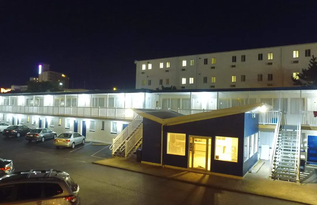 Cabana Motel-1