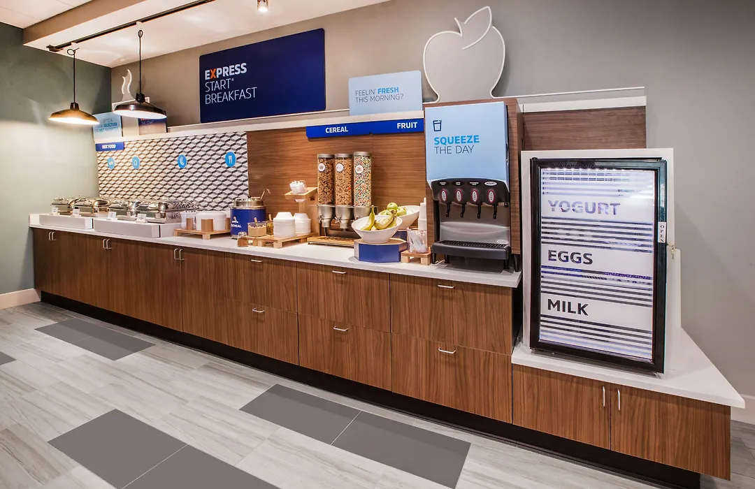 Holiday Inn Express Hotel & Suites Knoxville By Ihg-1
