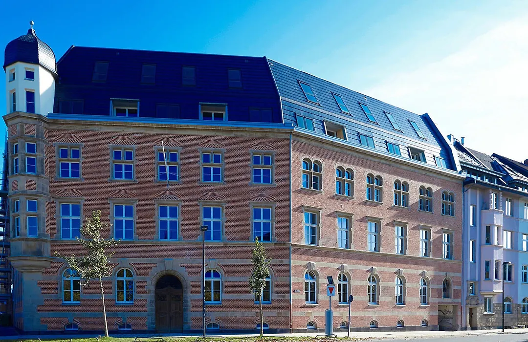 The Red - Living Suites By The Rhine-1
