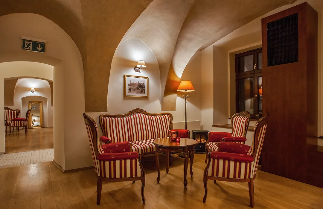 Hotel Santi-1