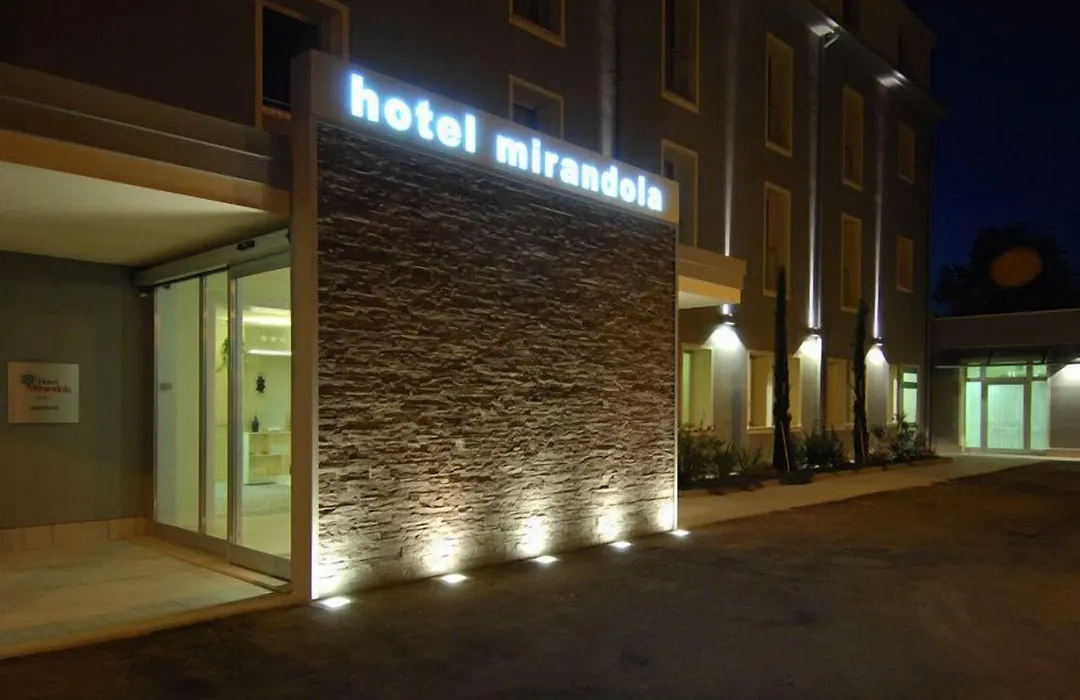 Hotel Mirandola-1