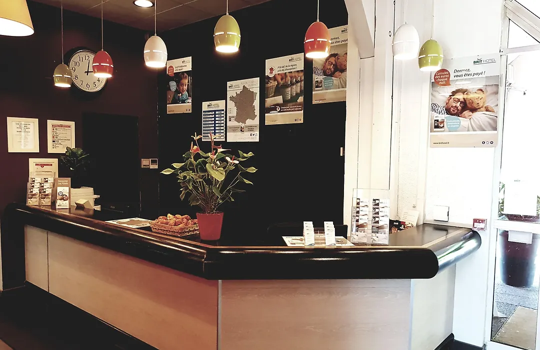 Brit Hotel Confort Lyon Dardilly-1