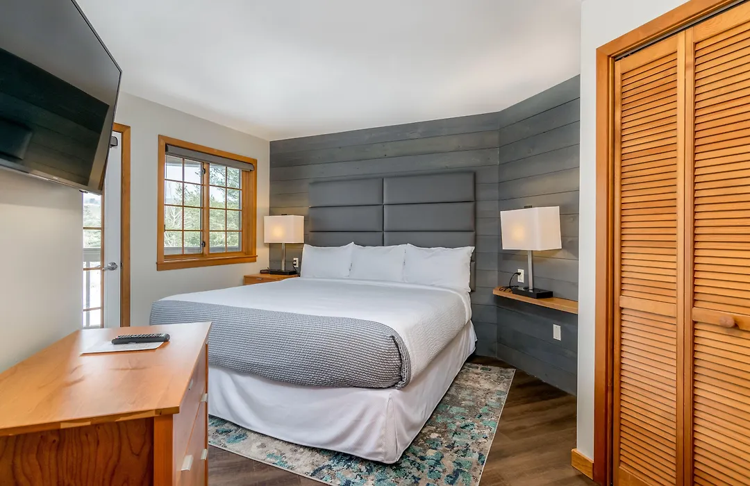 Grey Fox Inn-1