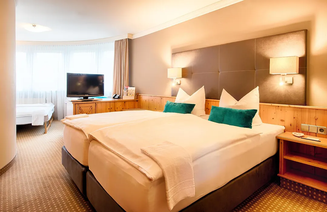 Hotel Landhaus Feckl-1