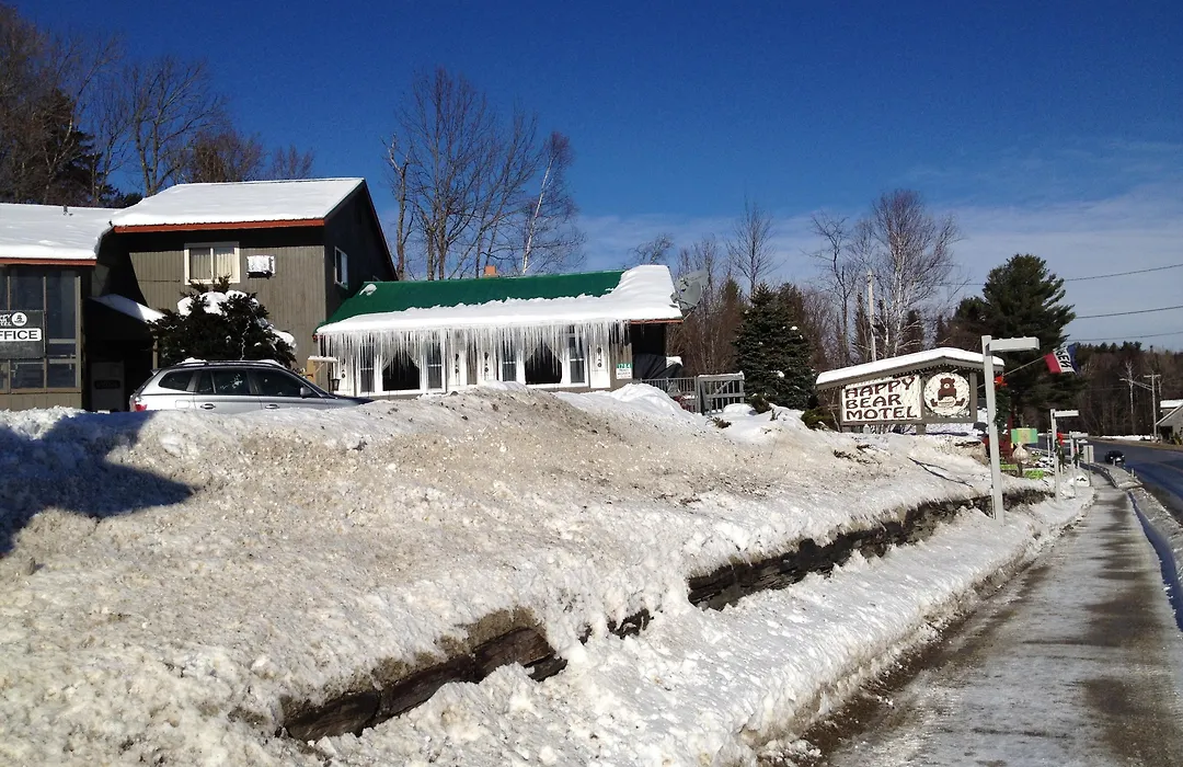 Happy Bear Motel-1
