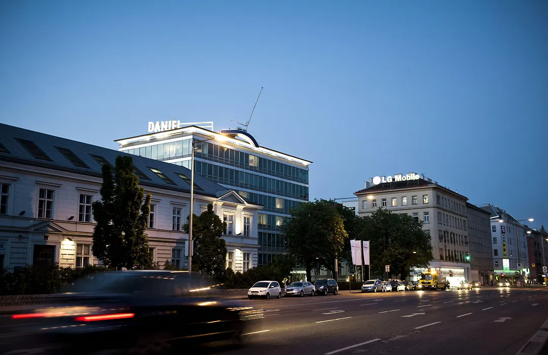 Hotel Daniel Vienna - Smart Lifestyle Near City Centre-1