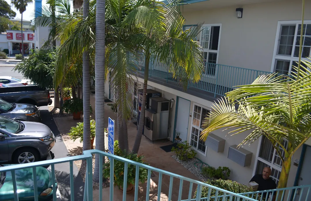 Seaside Motel-1