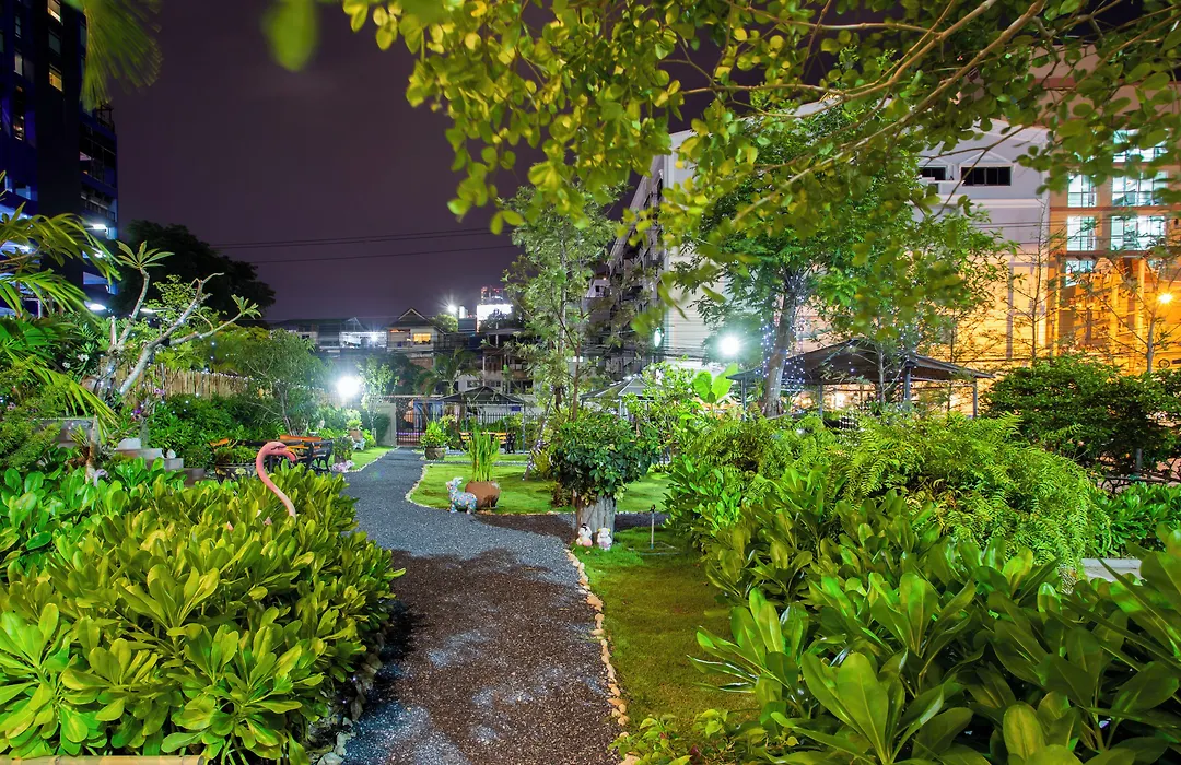 Sabai Inn Nearby Central Marina-1