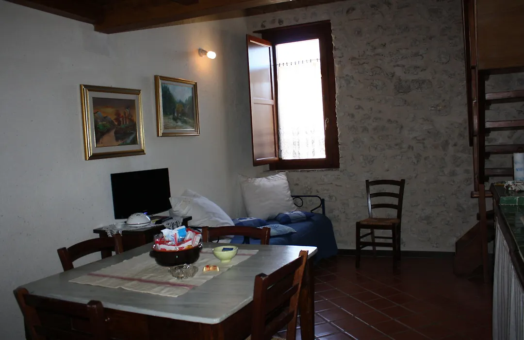 La Casa Sù Le Dimore Del Borgo-1