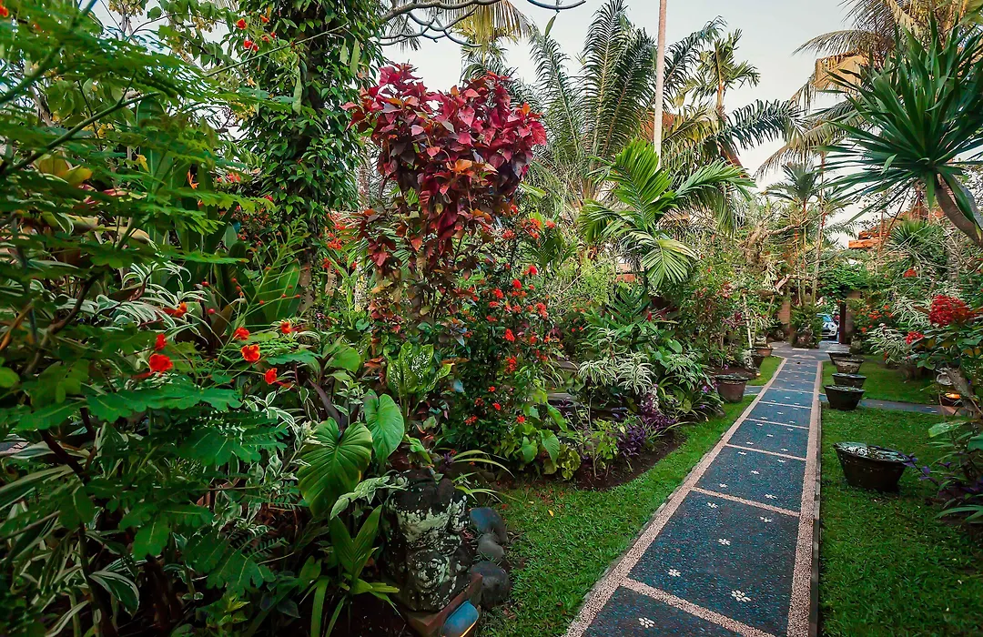 Ubud Inn Cottage By Prasi-1