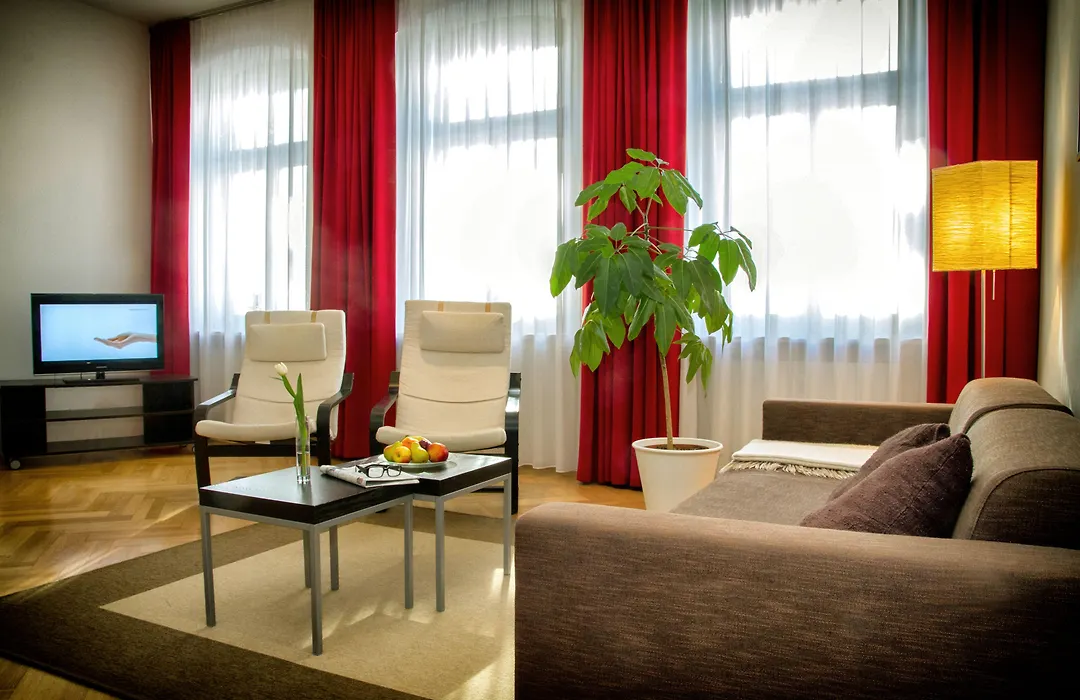 Aparthotel am Zwinger-1