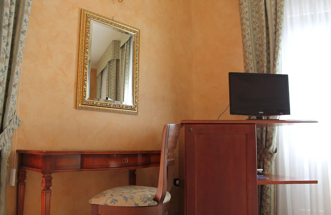 Hotel Lungomare-1