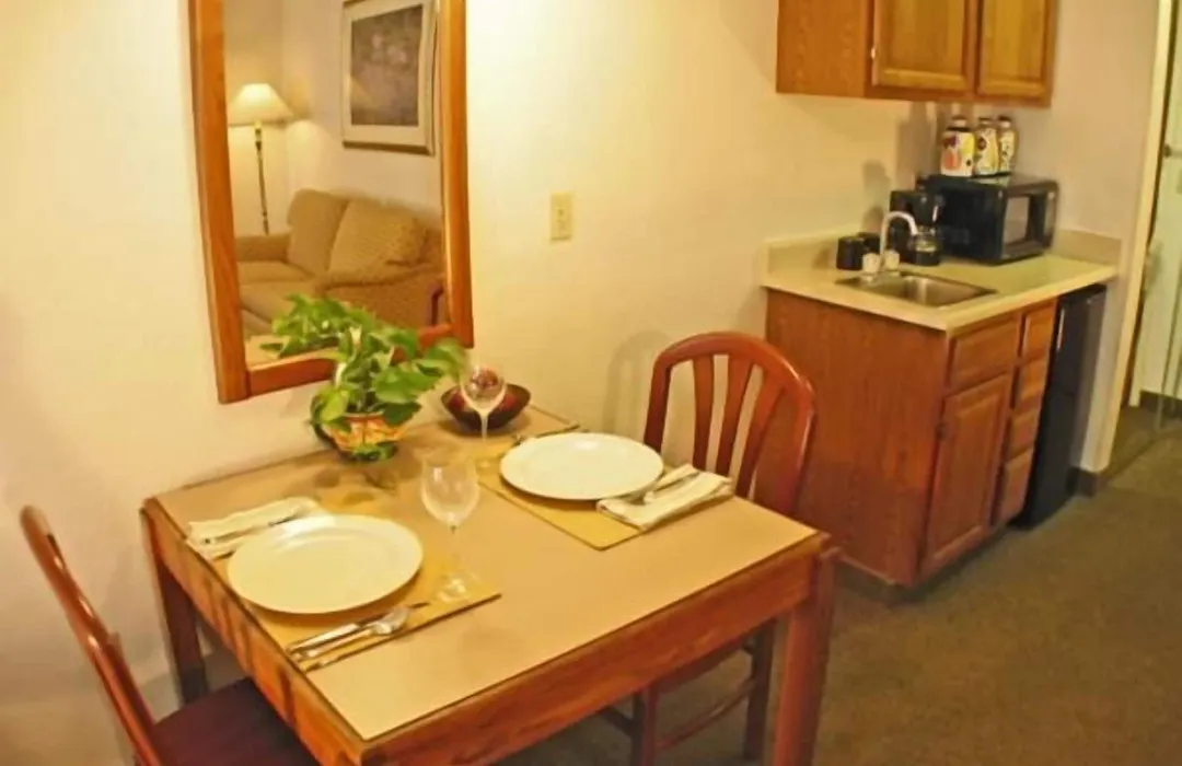 Rosemont Suites-1