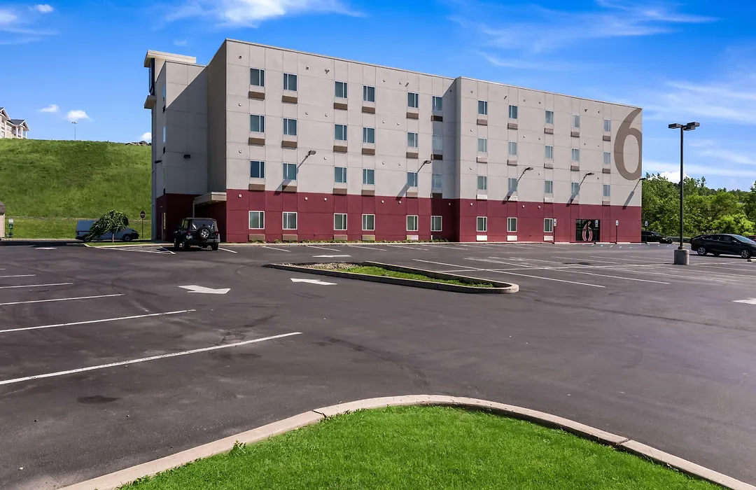 Motel 6 Wilkes Barre Arena-1