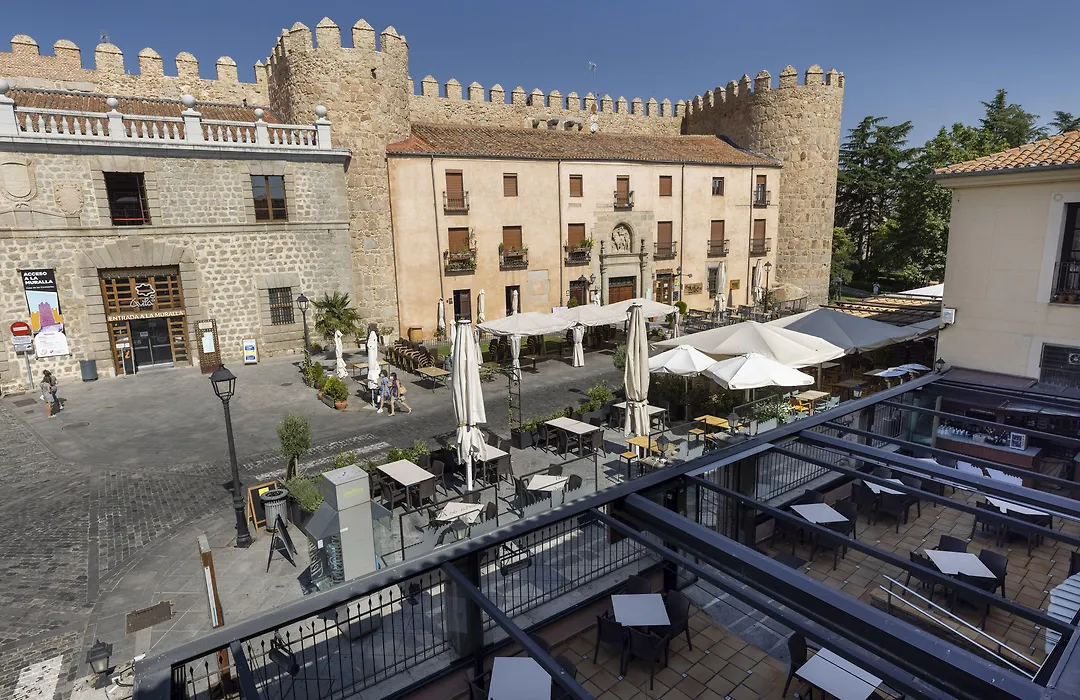 Hostal Restaurante Puerta del Alcázar-1