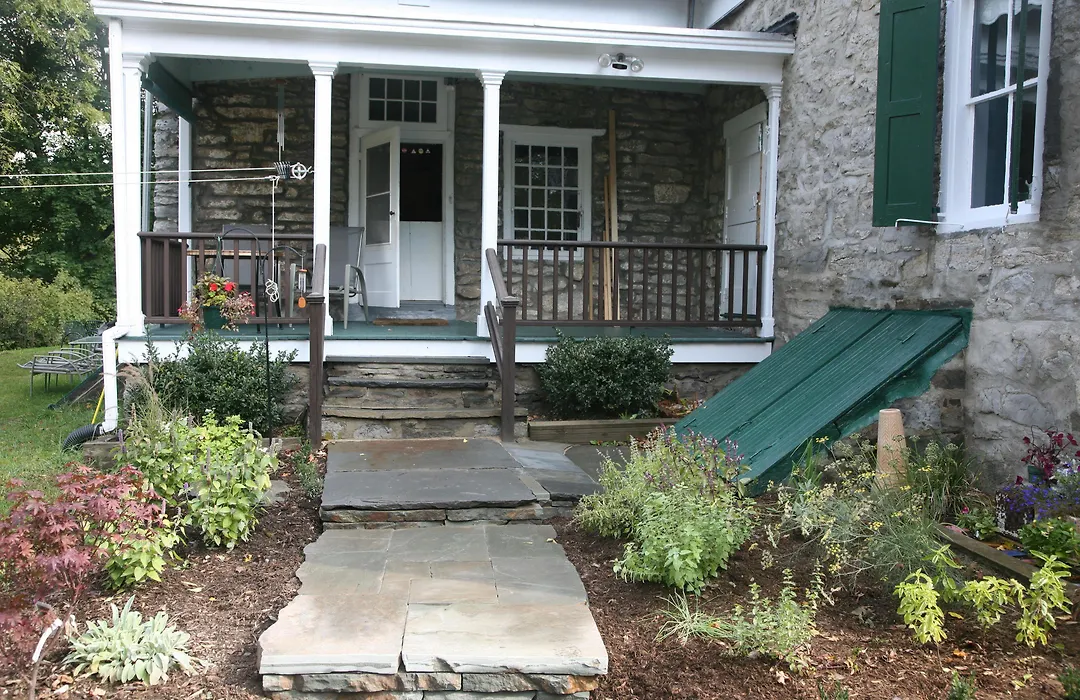 The Stone House Bed And Breakfast-1