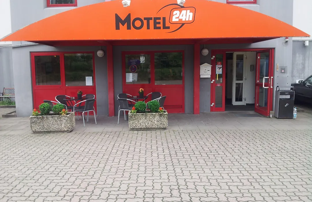 Motel 24H Hannover-1